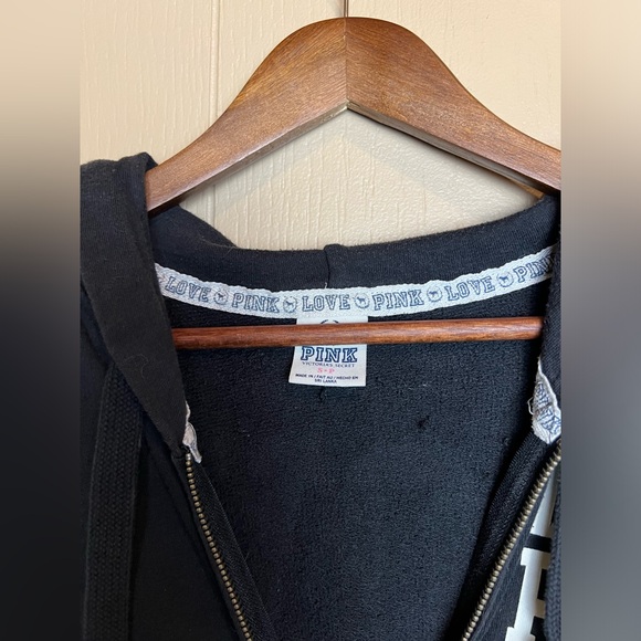 💙4 for $10💛 Victoria Secrets Pink Hoodie - Picture 4 of 5